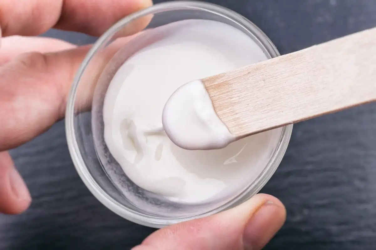 Unohda kaupalliset puhdistusaineet: tee tämä edullinen ja tehokas kotitekoinen puhdistusaine vain neljällä aineella!