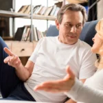 Kumppani mainitsee jatkuvasti jonkun toisen: mitä se tarkoittaa ja miten käsitellä sitä