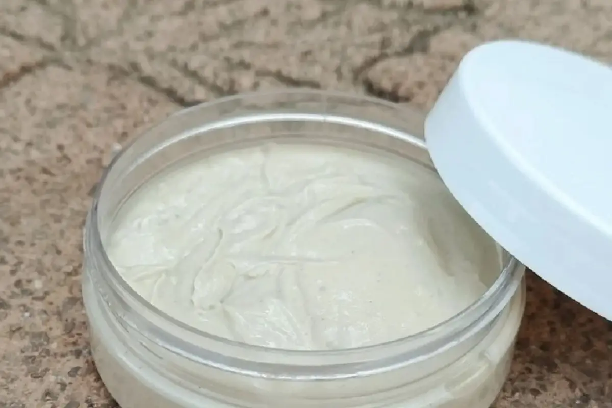 Luonnollinen puhdistustahna: Helppo valmistaa, superedullinen ja hellävarainen terveydellesi