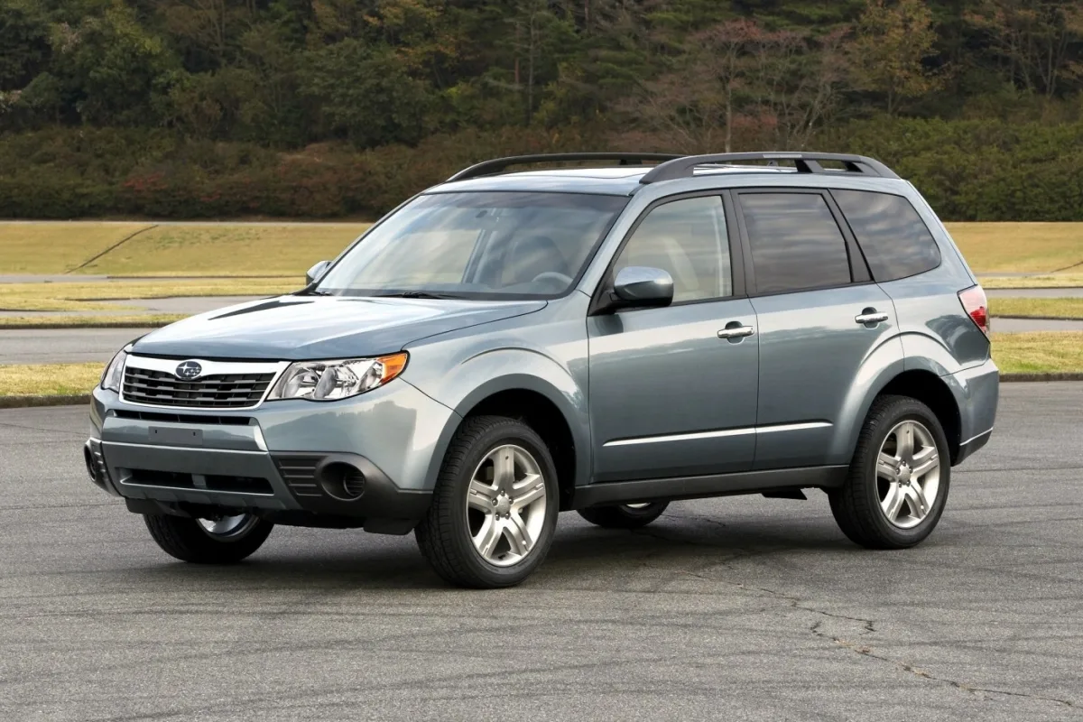 5 kestävää käytettyä autoa, jotka kestävät 300 000 mailia