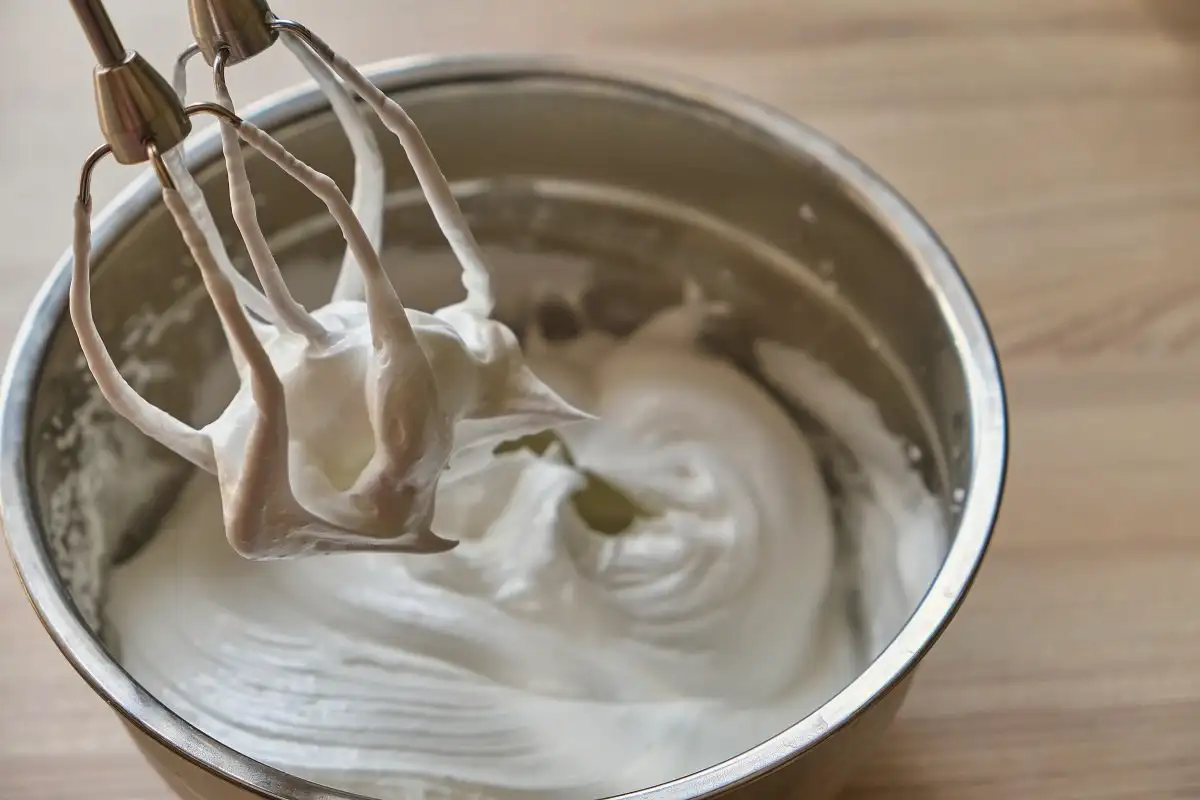 Sveitsiläinen, ranskalainen ja italialainen marenki: salaiset vinkit ja täydelliset käyttötarkoitukset