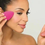 Kuinka usein meikkisieni pitää vaihtaa? Asiantuntijoiden neuvo pitää ihosi terveenä