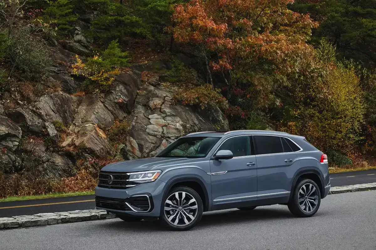 Neljä eurooppalaista perheautoa, joita mekaanikot kehottavat välttämään vuonna 2025