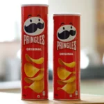 Älä heitä Pringles- tai perunaraastepussien tölkkejä pois: Tee tästä moderni seinävalaisin!