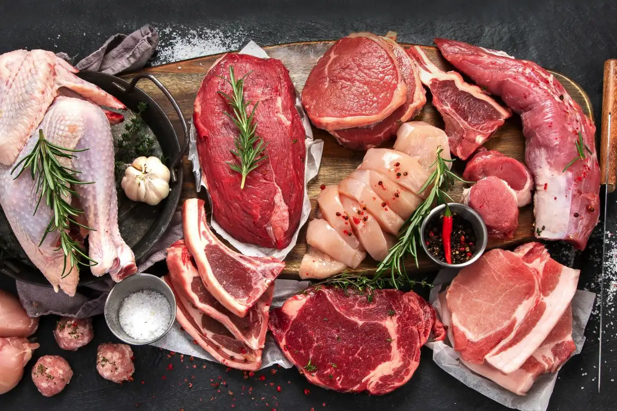 Ravitsemusterapeutit varoittavat: seitsemän ruokaa, jotka pilaa unesi – ja mitä syödä illalla paremman levon takaamiseksi