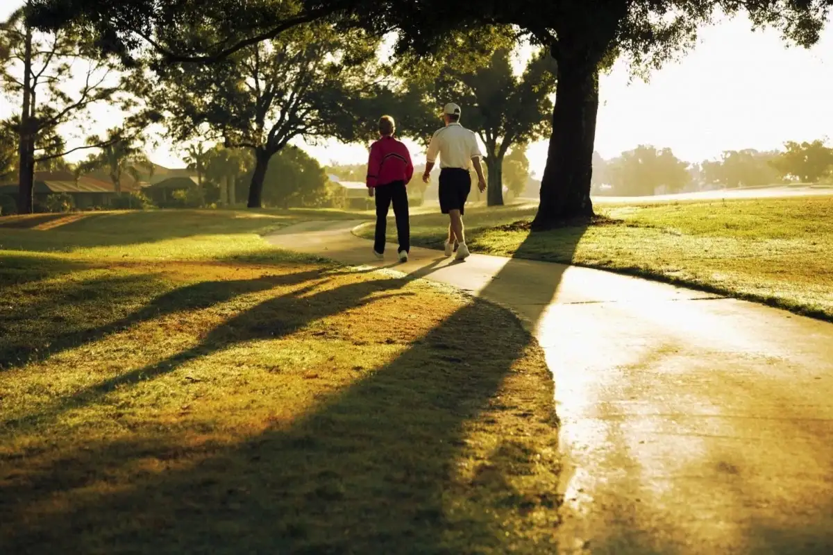 Keskittyminen horisonttiin: Silmien vahvistusharjoitus kävelyllä Tampereella