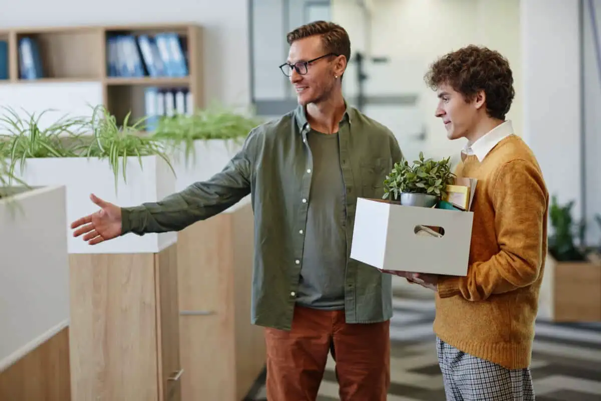 Kuinka sopeutua nopeasti uuteen työhön syksyllä 2025: Luo mukavuusalue omilla käsilläsi