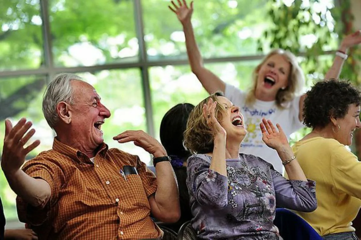 Suomalainen huumori "hiljaisista naapureista": Meemit, jotka vain introvertit ymmärtävät