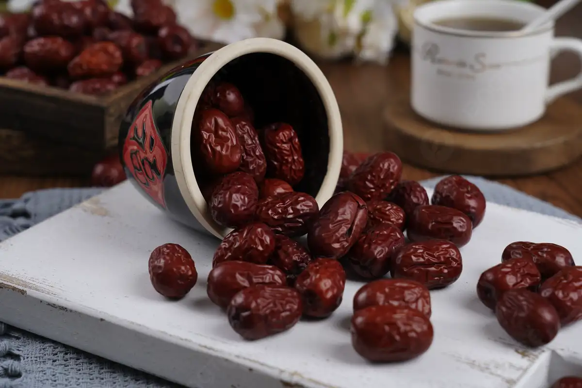 Älä heitä taatelien kiviä pois – valmista tämä herkullinen kahvi, joka helpottaa unettomuutta ja ahdistusta