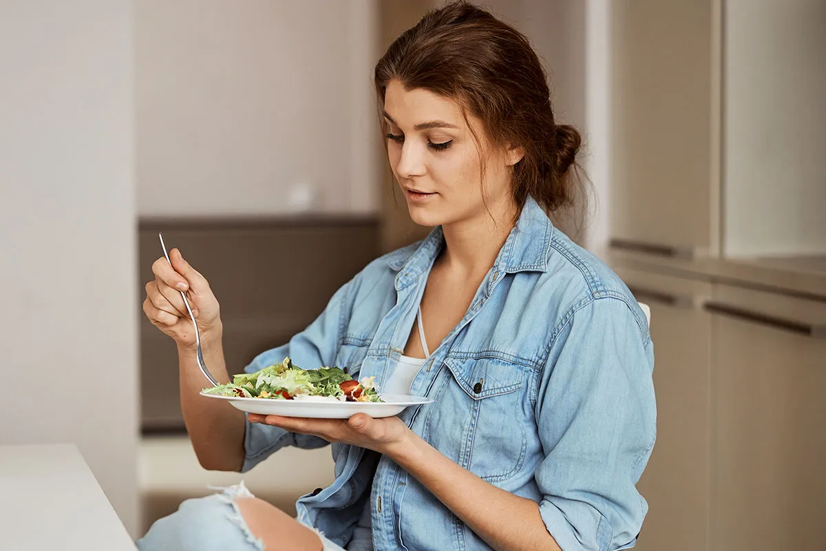 Tarvitaanko ruokavaliota kaikille? Totuus terveellisestä syömisestä ja laihdutuksesta