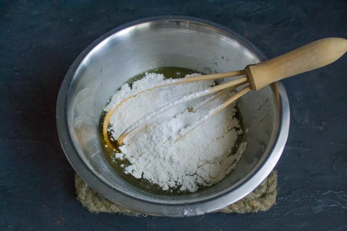 Tämä vispilähakkerointi mullistaa leivonnasi ikuisesti