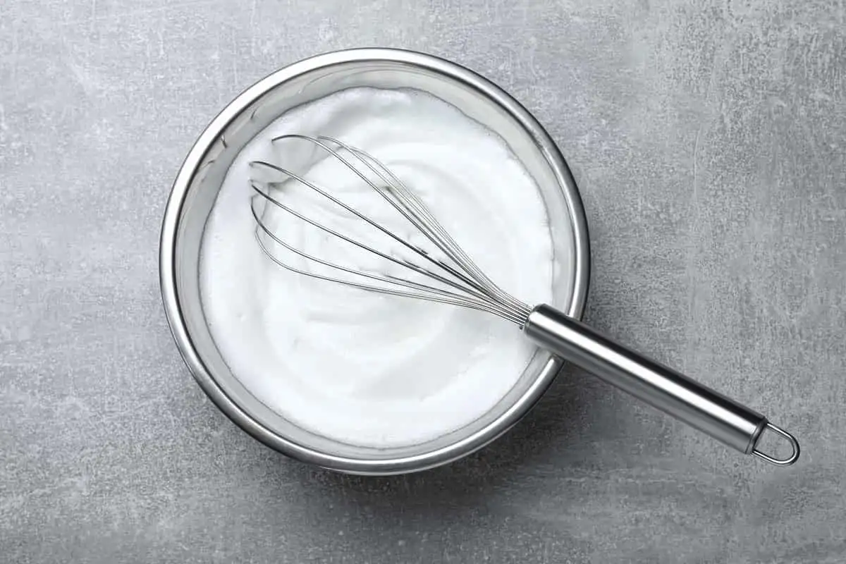 Tämä vispilähakkerointi mullistaa leivonnasi ikuisesti