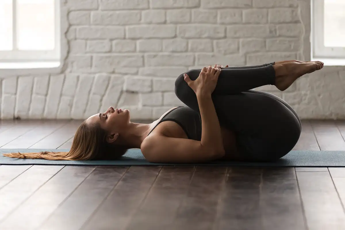 Aamutreeni, joka herättää sinut pimeänäkin aamuna