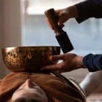Äänikylpy: rentouttava terapia, joka lievittää stressiä ja uudistaa hyvinvointiasi