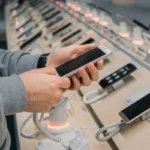 5 yleistä virhettä älypuhelimen valinnassa: Näin vältät rahan haaskaamisen