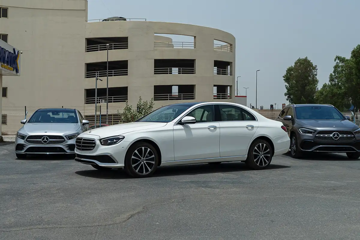 Punaisesta Ferrarista BMW:n Astoril-siniseen: värit, jotka tekevät automerkeistä ikoneita