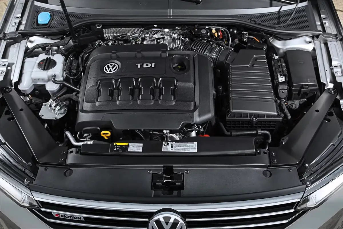 Miksi dieselautot kuulostavat erilaiselta kuin bensiiniautot?