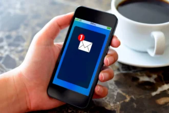 Ilmoitusten hallinta: Fokusoitu suomalainen tapa Oulussa – Vähemmän stressiä, enemmän tuottavuutta