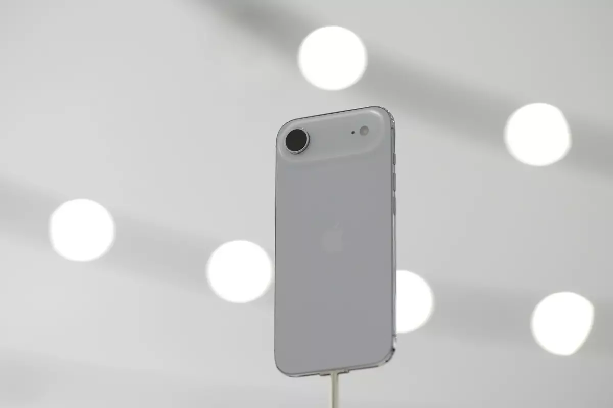 iPhone Air: Miksi markkinat hylkivät ultrakevyitä puhelimia?