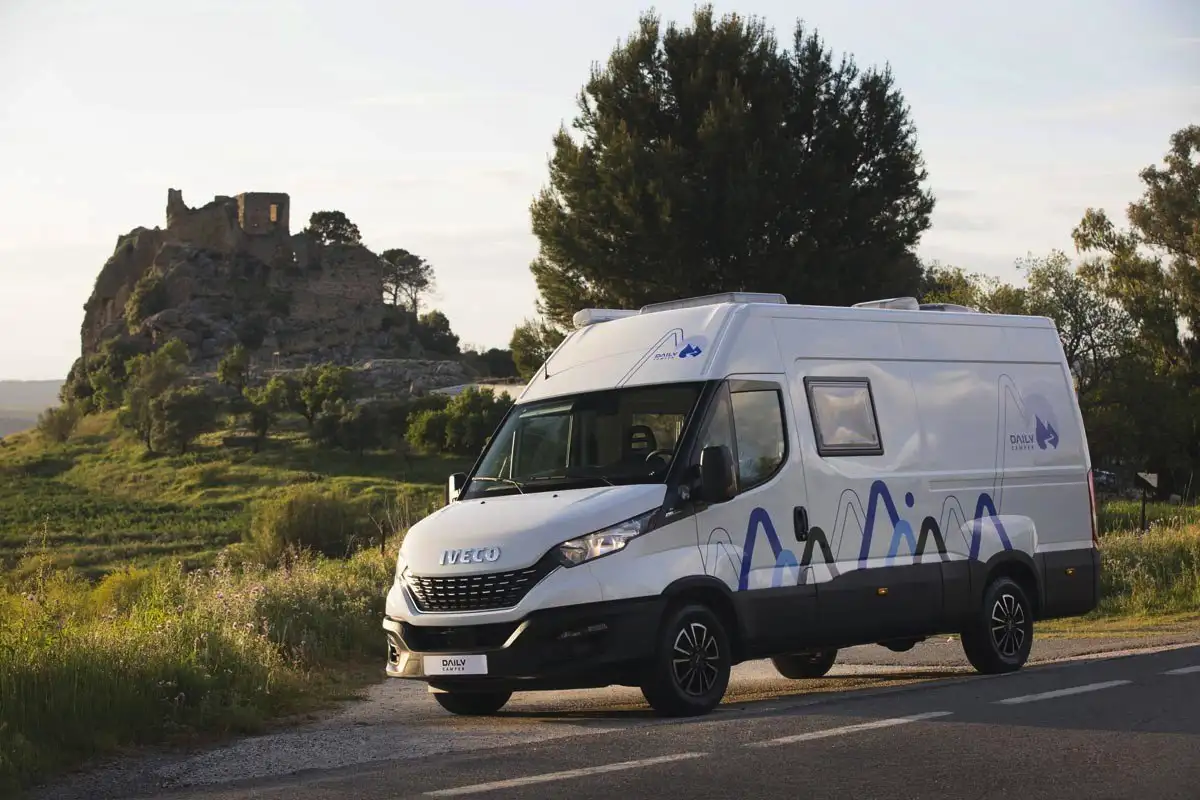Iveco Daily Camper: Uusi vapaus matkaan – täydellinen van syksyn seikkailuihin