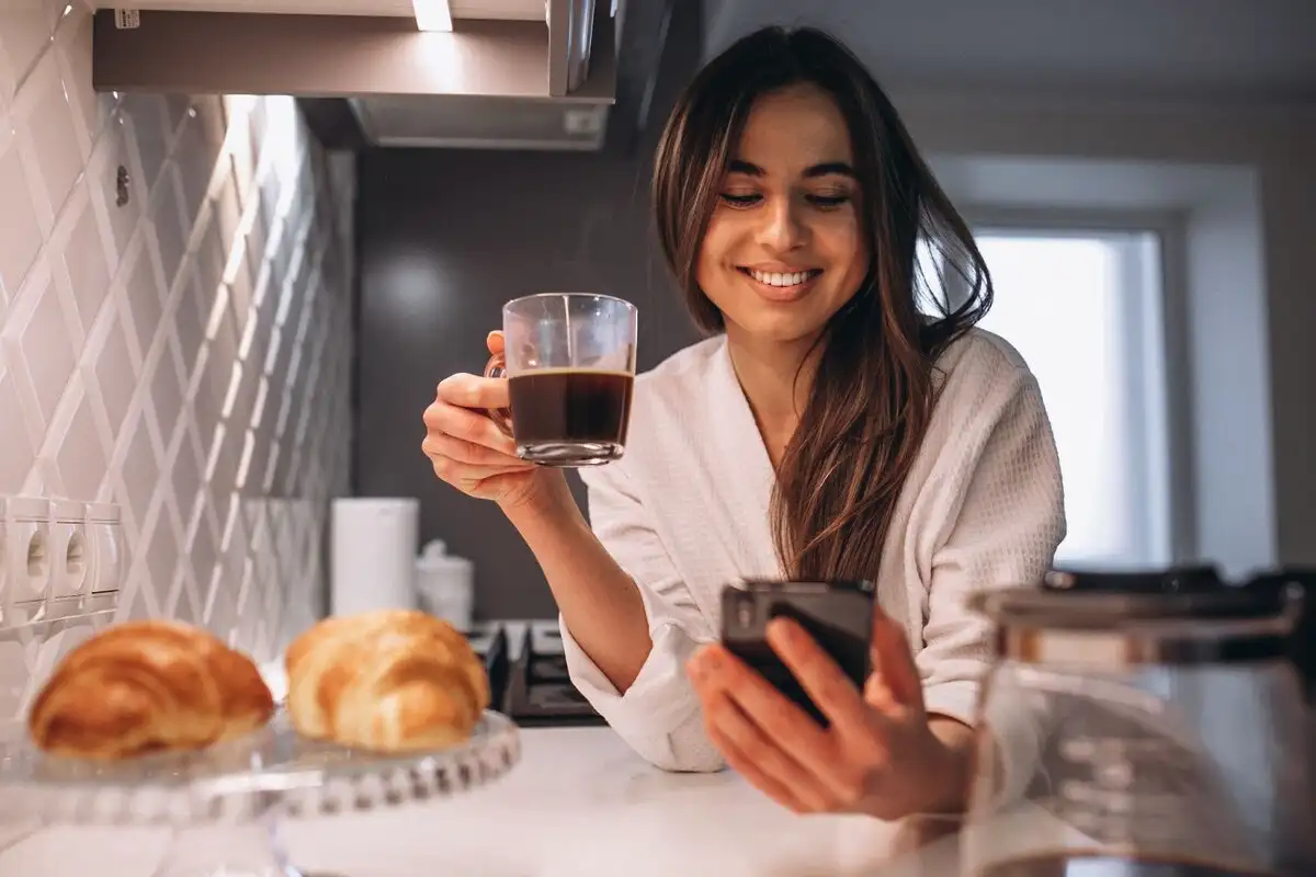 Onko totta, että kahvia ei saisi juoda tyhjään vatsaan?