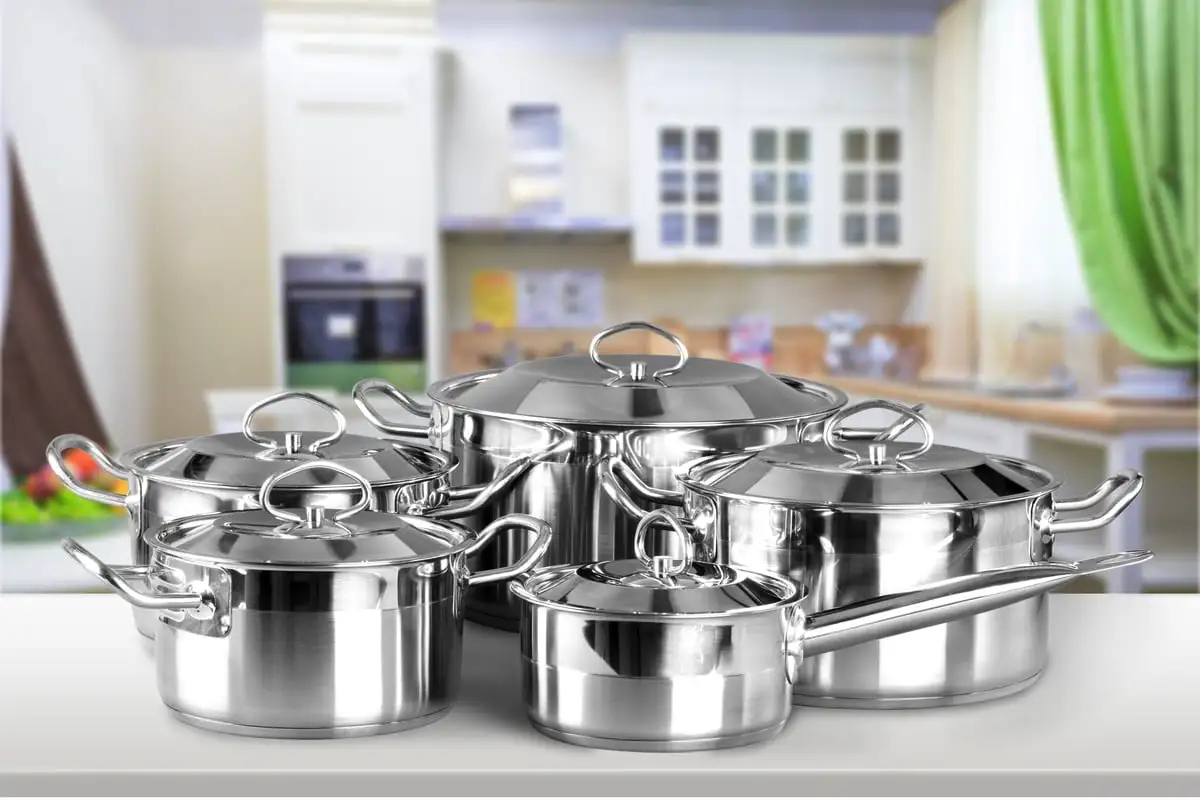 Heitä hyvästit kattilakasoille: Keittiön tilanoptimoija, joka tuo järjestystä ja tyyliä