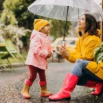 Kävely sateessa: Suomalainen haaste, joka murtaa kosteuden pelon