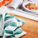 Puhdista keittiöpyyhkeet näin: Helppo tapa pitää bakteerit loitolla