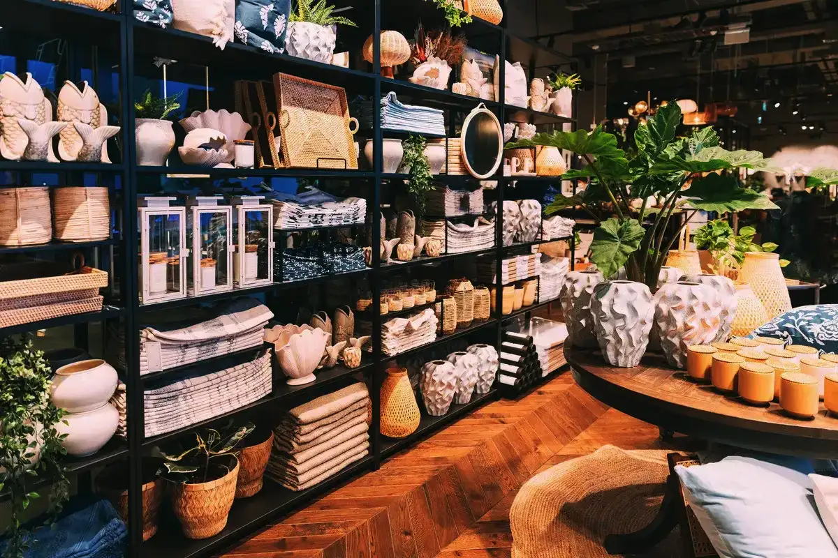 Kodin lämpö Helsingissä: Suomalainen "mielenrauha budjetti" arjen iloksi