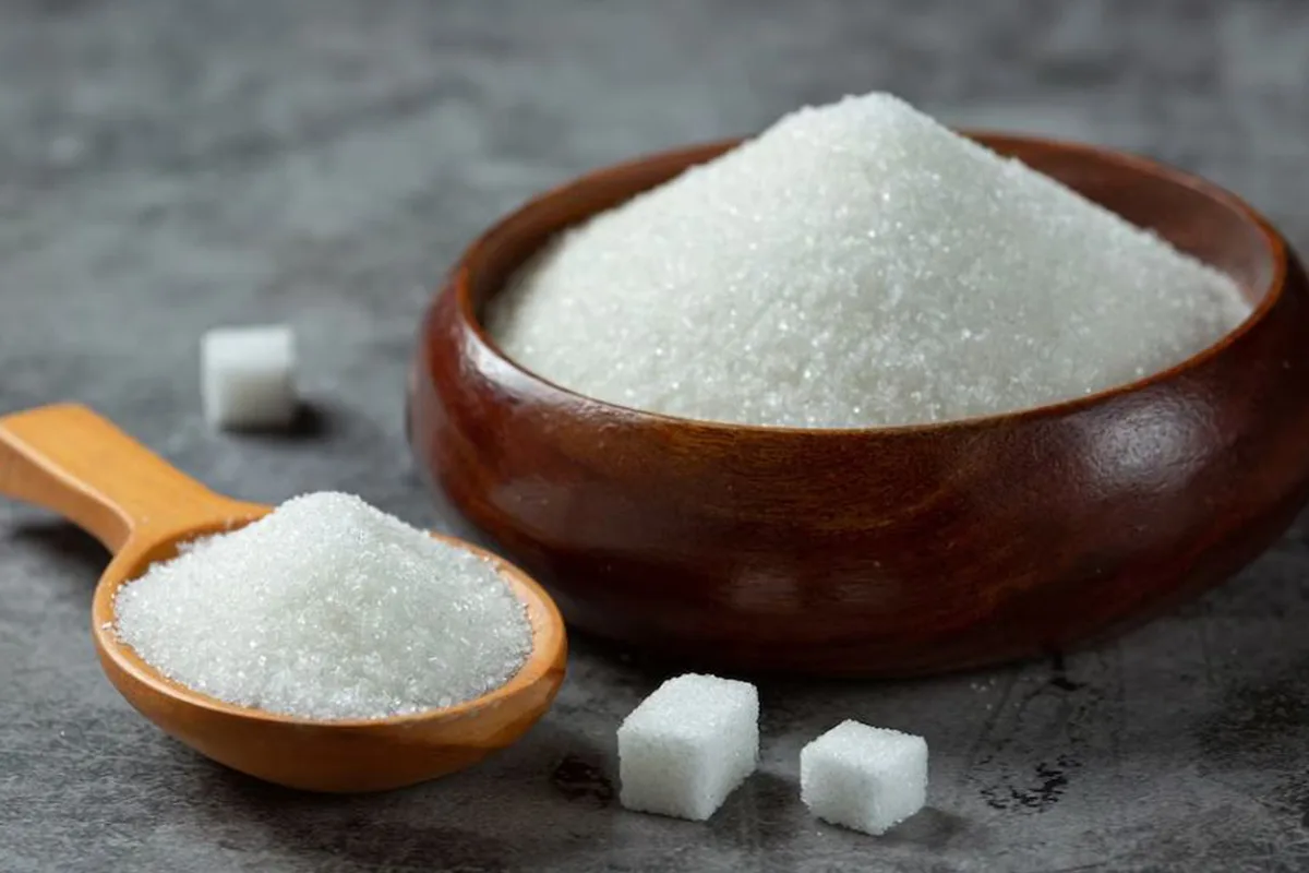 Sokerivesi kuihtuneille kukille: Myytti vai totta?