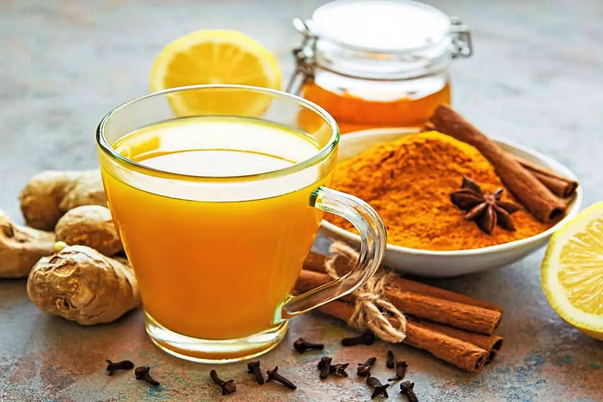 Mitä tapahtuu kehollesi, kun juot kurkuma-inkivääriteetä joka päivä?