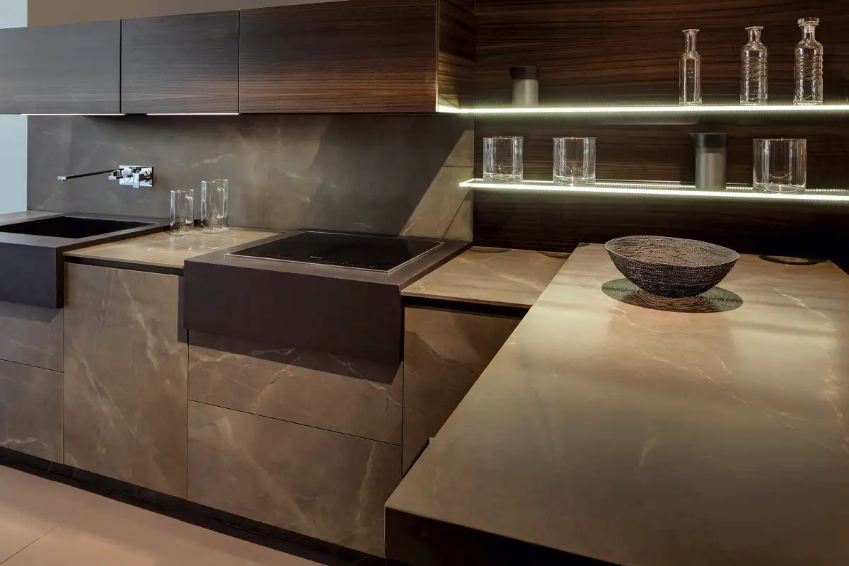 Keittiön työtasojen uusi kuningas: Ei marmoria eikä graniittia – kvartsivaltaus alkaa!