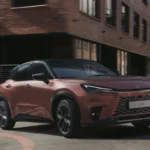 Lexus tuo tuoksun eturiviin: Tältä haisevat japanilaisen luksusmerkin uudet mallit