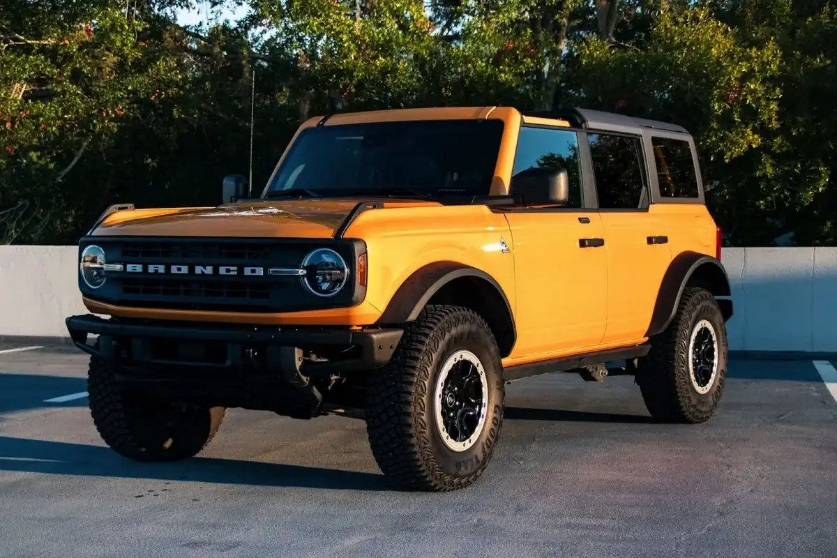 Luotettavat ja edulliset autot: Mekaani suosittelee näitä malleja, jotka eivät petä kuskeja