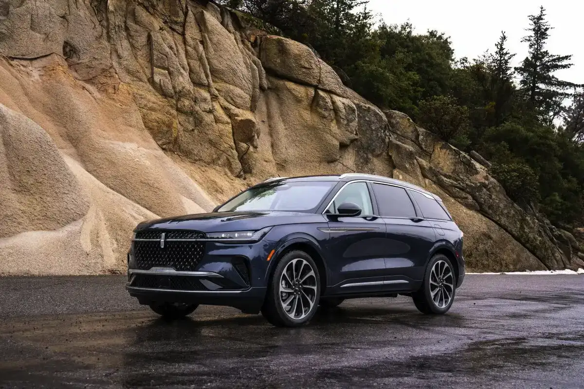 Löydä täydellinen maasturi: 5 SUV-mallia, jotka valloittavat sydämet