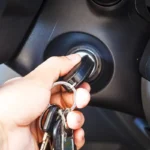 Pitääkö auton moottorin lämmittää ennen lähtöä?