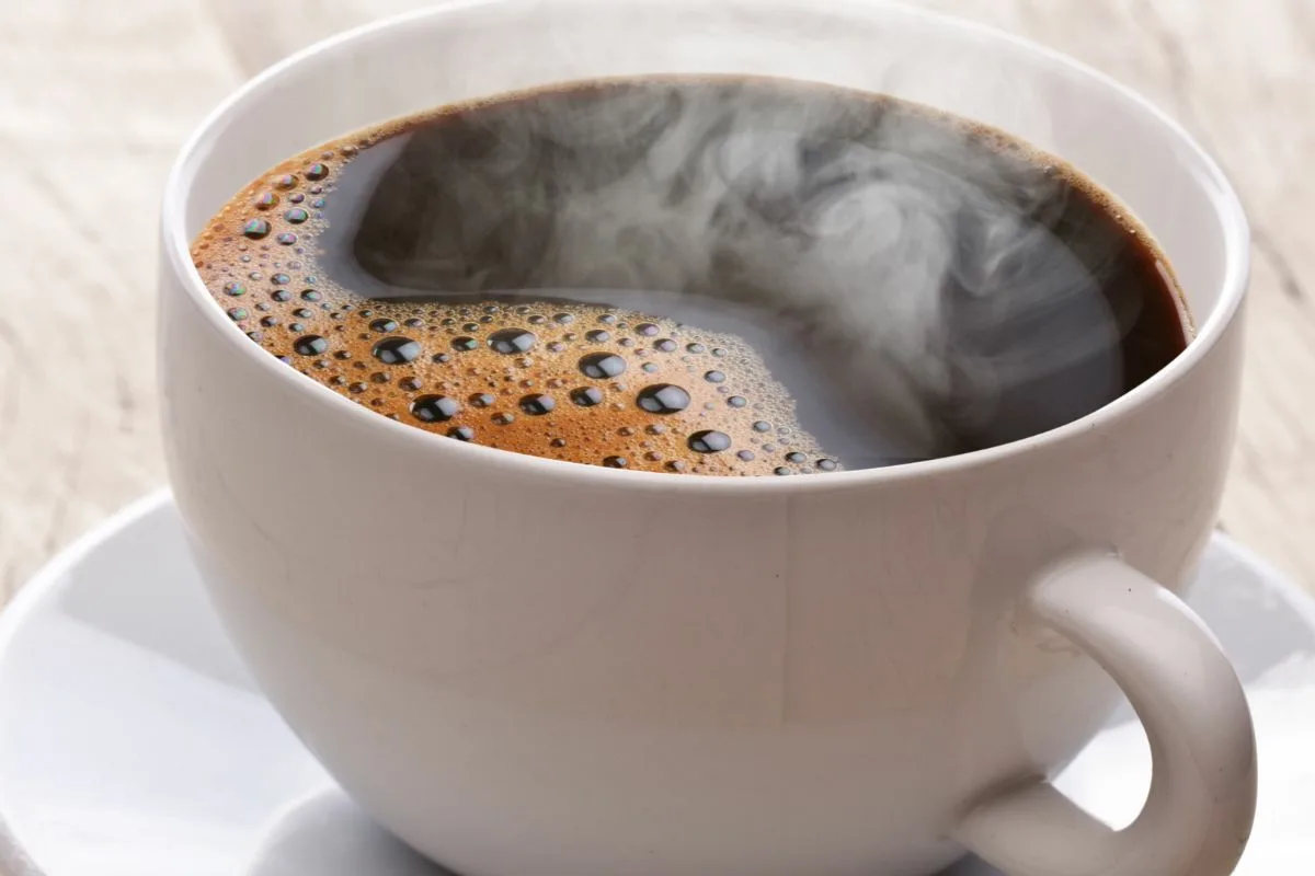 Musta kahvi: Luonnollinen tapa nauttia arjesta