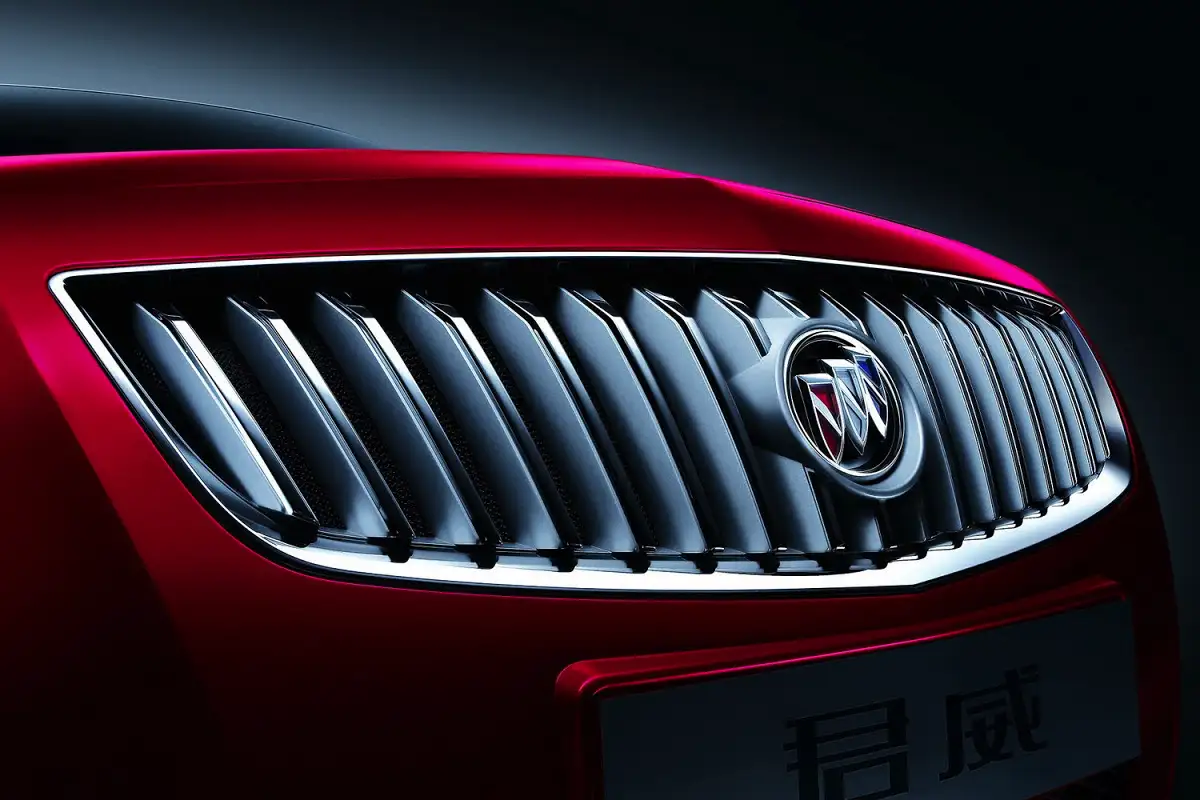 Viisi automerkkiä, jotka hurmaavat naiset: miksi ne erottuvat naismarkkinoilla