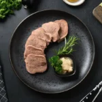 Näin keität naudan kieltä täydellisesti: salaisuudet herkulliseen lopputulokseen