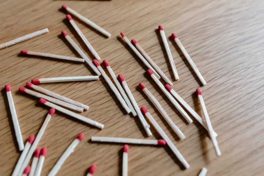 Haasta aivosi: Ratkaise tämä kekseliäs pulma spottitikuilla!