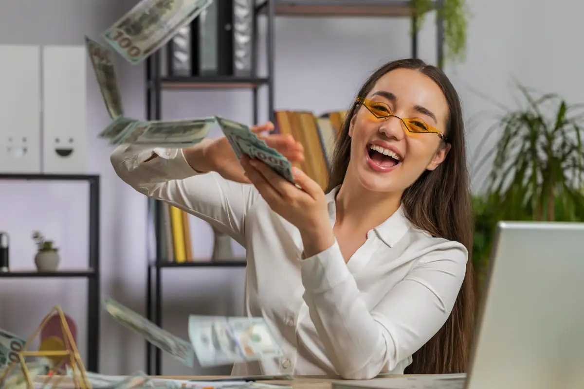 Todella Onnelliset Ohittavat Nämä 7 Ostosta: Psykologien Neuvo – Säästä Rahaa, Kasvata Iloa