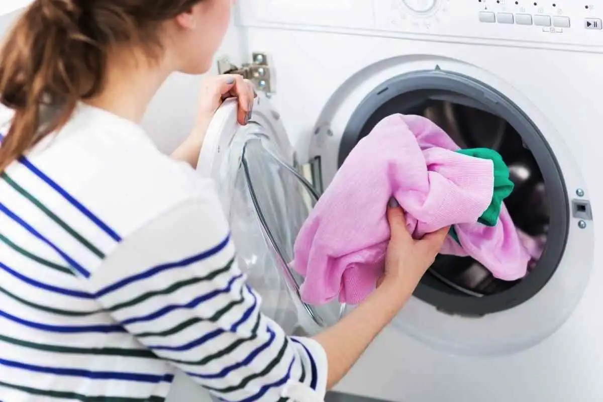 Älä Koskaan Pese Näitä 8 Asiaa Kylmässä Vedessä: Asiantuntijan Varoitus – Terveys Ja Puhdas Tulos Vaarassa