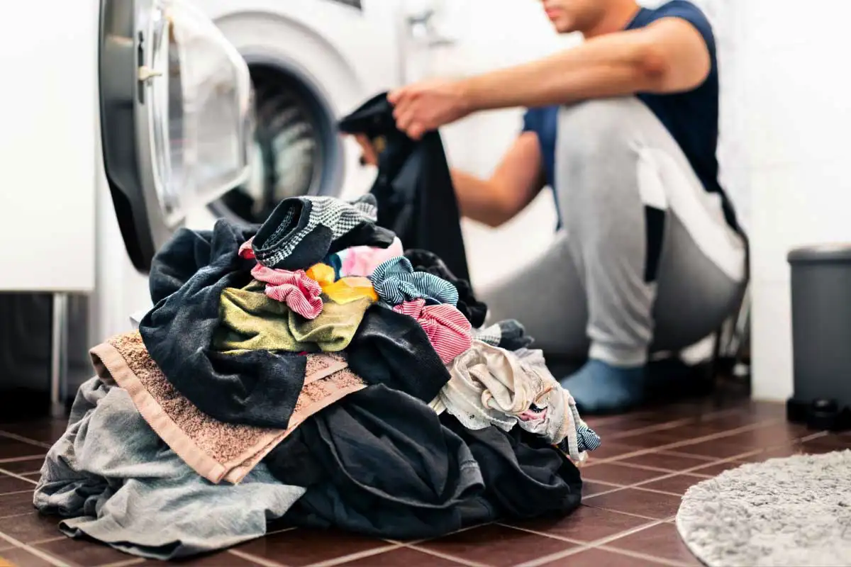 Älä Koskaan Pese Näitä 8 Asiaa Kylmässä Vedessä: Asiantuntijan Varoitus – Terveys Ja Puhdas Tulos Vaarassa