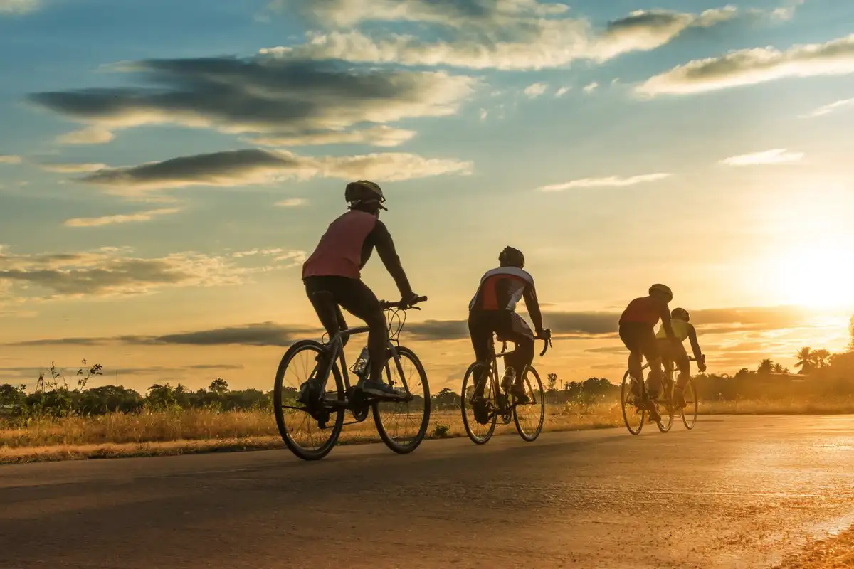 Pyöräily: Neljä kertaa tehokkaampi kuin 10 000 askelta päivässä