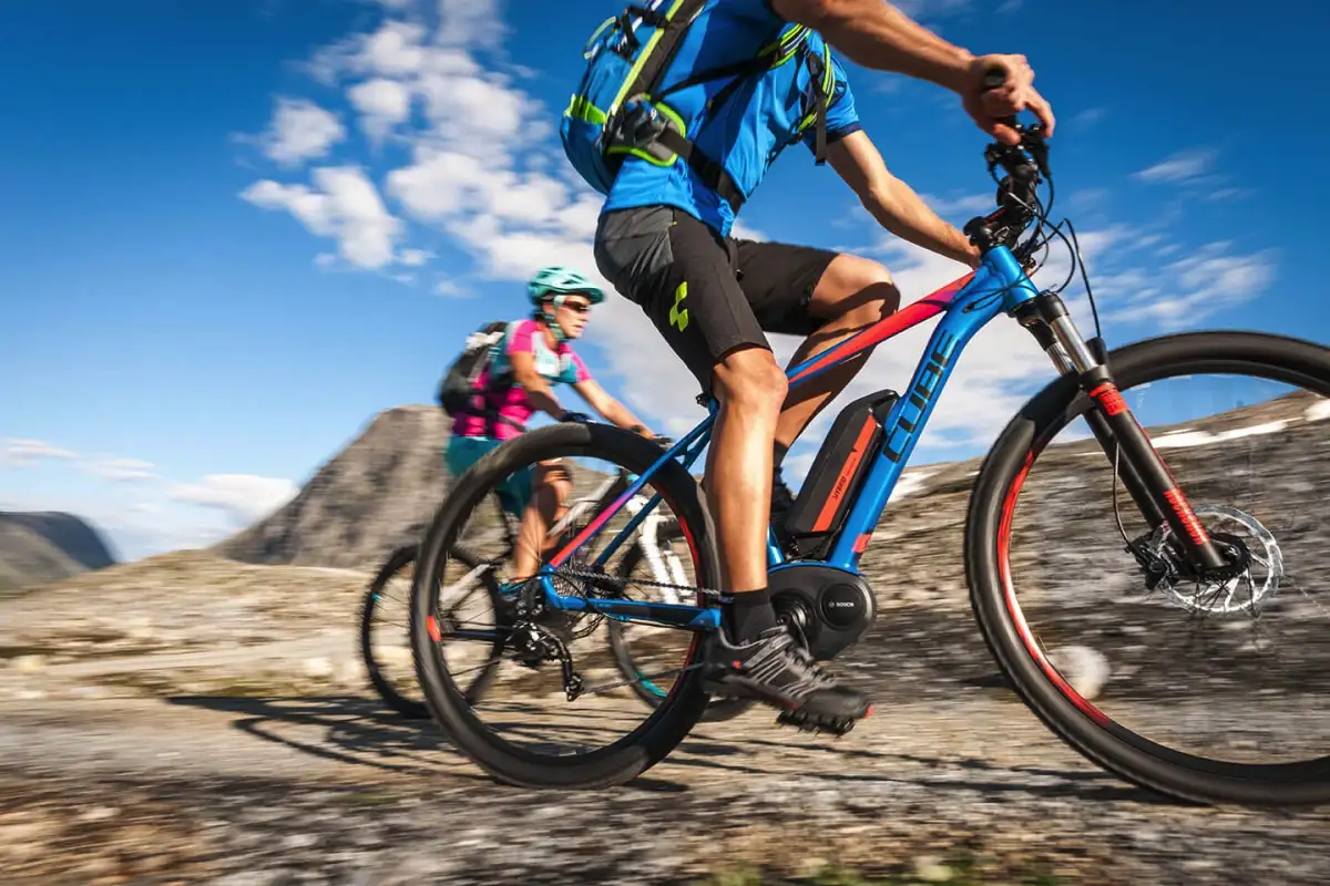 Pyöräily: Neljä kertaa tehokkaampi kuin 10 000 askelta päivässä