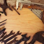 Poista ruoste työkaluista etikalla: Näin pelastat metallisi helposti!