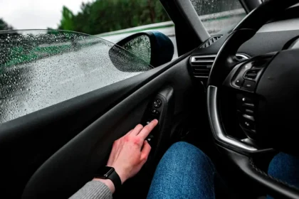 Merkkejä, jotka varoittavat sähkölasien viasta: toimi ajoissa ja vältä kalliit korjaukset