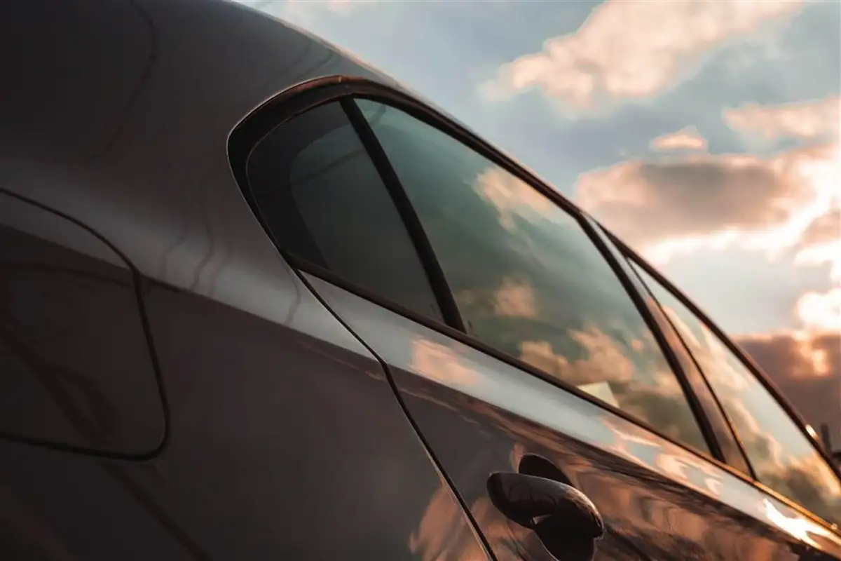 Merkkejä, jotka varoittavat sähkölasien viasta: toimi ajoissa ja vältä kalliit korjaukset