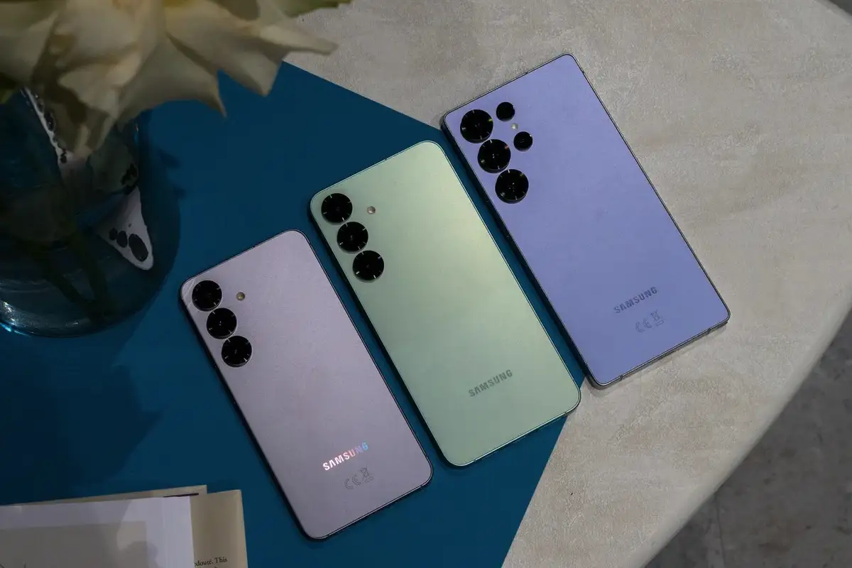 Samsung mullistaa AI:n Galaxy S26 -puhelimissa: Tehokkaampi siru tulossa!