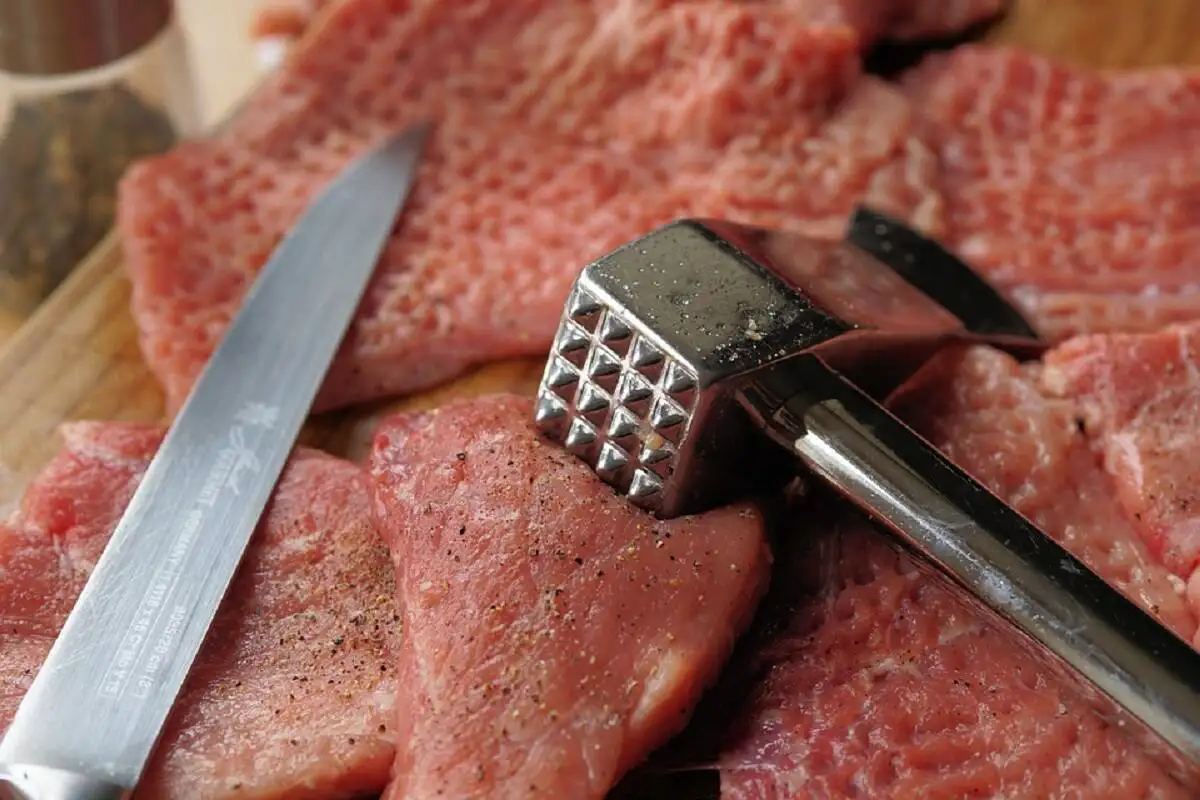 Sianpihvien kypsennys: Näin saat aina mureita ja mehukkaita pihvejä